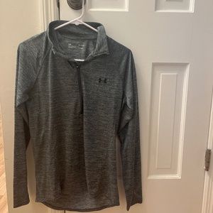 Women’s under armor heatgear zip up- (medium)